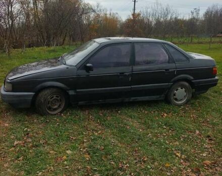 Чорний Фольксваген Пассат, об'ємом двигуна 1.6 л та пробігом 515 тис. км за 950 $, фото 4 на Automoto.ua