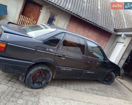 Чорний Фольксваген Пассат, об'ємом двигуна 1.8 л та пробігом 300 тис. км за 1000 $, фото 3 на Automoto.ua