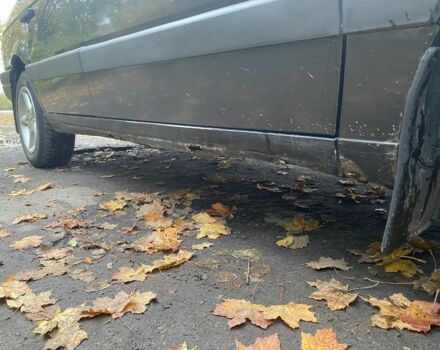 Черный Фольксваген Пассат, объемом двигателя 1.8 л и пробегом 100 тыс. км за 2100 $, фото 7 на Automoto.ua