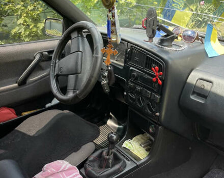 Черный Фольксваген Пассат, объемом двигателя 1.8 л и пробегом 550 тыс. км за 2000 $, фото 22 на Automoto.ua