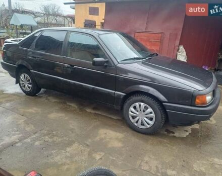 Чорний Фольксваген Пассат, об'ємом двигуна 1.3 л та пробігом 321 тис. км за 2500 $, фото 1 на Automoto.ua