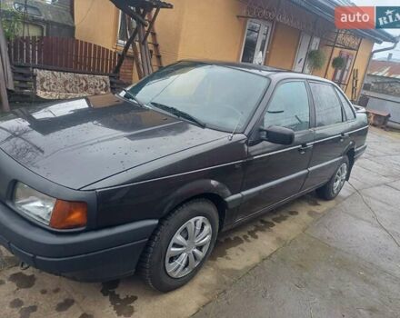 Чорний Фольксваген Пассат, об'ємом двигуна 1.3 л та пробігом 321 тис. км за 2500 $, фото 2 на Automoto.ua