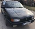 Черный Фольксваген Пассат, объемом двигателя 1.8 л и пробегом 300 тыс. км за 900 $, фото 1 на Automoto.ua