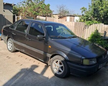 Черный Фольксваген Пассат, объемом двигателя 1.9 л и пробегом 400 тыс. км за 1900 $, фото 2 на Automoto.ua