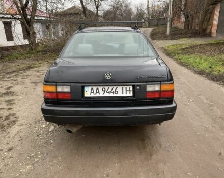 Чорний Фольксваген Пассат, об'ємом двигуна 1.8 л та пробігом 200 тис. км за 1200 $, фото 5 на Automoto.ua