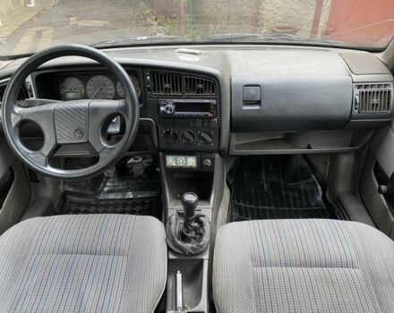 Чорний Фольксваген Пассат, об'ємом двигуна 1.8 л та пробігом 200 тис. км за 1200 $, фото 13 на Automoto.ua