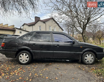 Чорний Фольксваген Пассат, об'ємом двигуна 2 л та пробігом 401 тис. км за 2000 $, фото 4 на Automoto.ua
