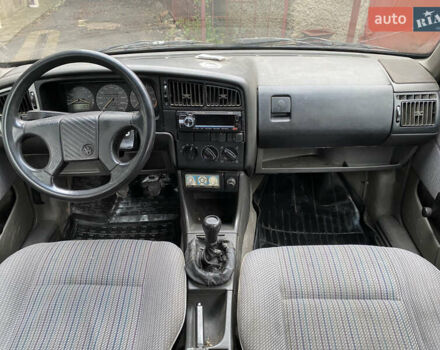 Чорний Фольксваген Пассат, об'ємом двигуна 1.78 л та пробігом 200 тис. км за 1200 $, фото 13 на Automoto.ua