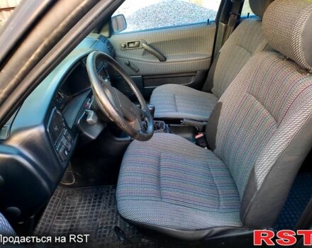 Черный Фольксваген Пассат, объемом двигателя 2 л и пробегом 279 тыс. км за 3700 $, фото 3 на Automoto.ua