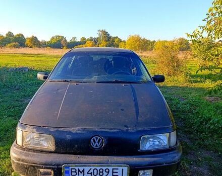 Черный Фольксваген Пассат, объемом двигателя 2 л и пробегом 315 тыс. км за 2300 $, фото 1 на Automoto.ua