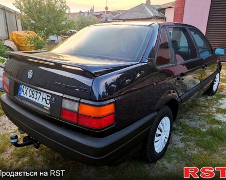 Черный Фольксваген Пассат, объемом двигателя 2 л и пробегом 279 тыс. км за 3700 $, фото 4 на Automoto.ua