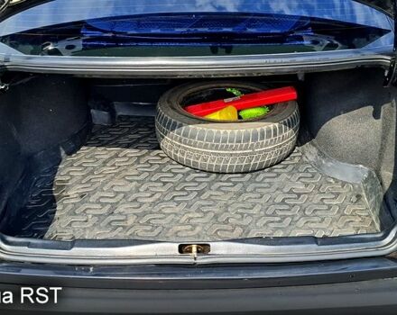 Черный Фольксваген Пассат, объемом двигателя 1.8 л и пробегом 345 тыс. км за 3100 $, фото 9 на Automoto.ua