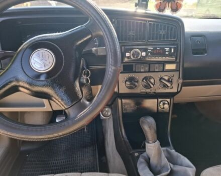 Черный Фольксваген Пассат, объемом двигателя 1.8 л и пробегом 200 тыс. км за 1550 $, фото 4 на Automoto.ua