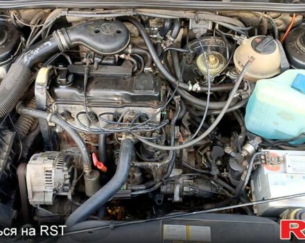 Черный Фольксваген Пассат, объемом двигателя 1.8 л и пробегом 208 тыс. км за 2500 $, фото 6 на Automoto.ua