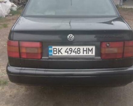 Черный Фольксваген Пассат, объемом двигателя 2 л и пробегом 290 тыс. км за 1300 $, фото 5 на Automoto.ua