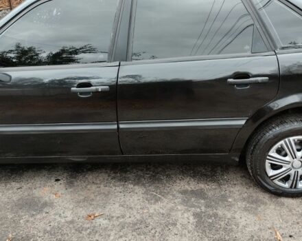 Черный Фольксваген Пассат, объемом двигателя 0 л и пробегом 300 тыс. км за 2150 $, фото 5 на Automoto.ua