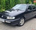 Черный Фольксваген Пассат, объемом двигателя 1.9 л и пробегом 300 тыс. км за 1700 $, фото 1 на Automoto.ua