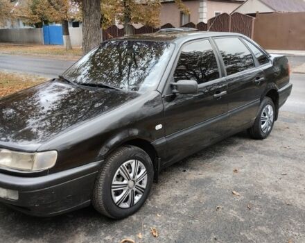 Черный Фольксваген Пассат, объемом двигателя 0 л и пробегом 300 тыс. км за 2150 $, фото 1 на Automoto.ua