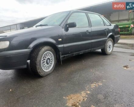 Чорний Фольксваген Пассат, об'ємом двигуна 1.8 л та пробігом 400 тис. км за 2250 $, фото 2 на Automoto.ua