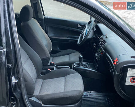 Чорний Фольксваген Пассат, об'ємом двигуна 1.6 л та пробігом 350 тис. км за 2000 $, фото 18 на Automoto.ua