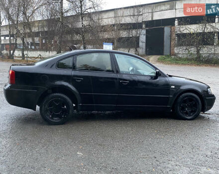 Чорний Фольксваген Пассат, об'ємом двигуна 1.6 л та пробігом 350 тис. км за 2000 $, фото 9 на Automoto.ua