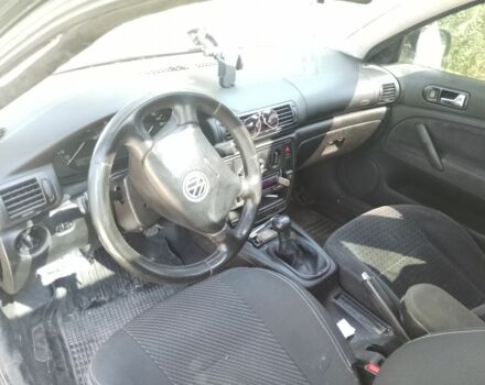 Черный Фольксваген Пассат, объемом двигателя 1.6 л и пробегом 199 тыс. км за 2500 $, фото 9 на Automoto.ua