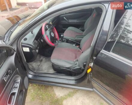 Черный Фольксваген Пассат, объемом двигателя 1.78 л и пробегом 260 тыс. км за 3100 $, фото 6 на Automoto.ua