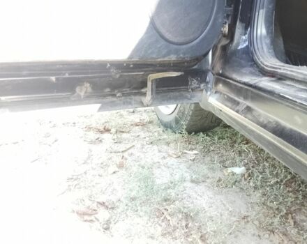 Черный Фольксваген Пассат, объемом двигателя 1.6 л и пробегом 199 тыс. км за 2500 $, фото 3 на Automoto.ua