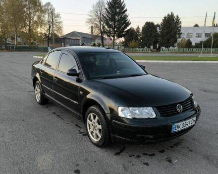 Фольксваген Пассат 1998 в Березно на Automoto.ua Черный Фольксваген Пассат, объемом двигателя 1.9 л и пробегом 300 тыс. км за 3299 $, фото 1 на Automoto.ua