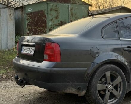 Черный Фольксваген Пассат, объемом двигателя 1.8 л и пробегом 300 тыс. км за 3200 $, фото 5 на Automoto.ua