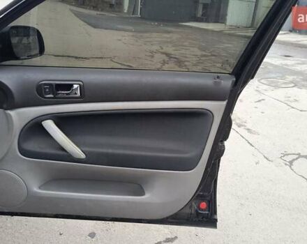 Черный Фольксваген Пассат, объемом двигателя 1.78 л и пробегом 520 тыс. км за 4200 $, фото 10 на Automoto.ua