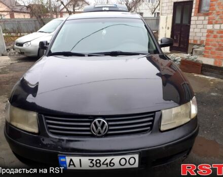 Черный Фольксваген Пассат, объемом двигателя 1.6 л и пробегом 390 тыс. км за 2999 $, фото 11 на Automoto.ua