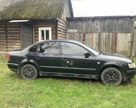 Черный Фольксваген Пассат, объемом двигателя 1.8 л и пробегом 3 тыс. км за 2500 $, фото 4 на Automoto.ua