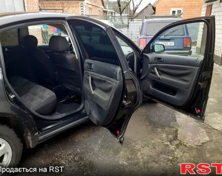 Черный Фольксваген Пассат, объемом двигателя 1.6 л и пробегом 390 тыс. км за 2999 $, фото 5 на Automoto.ua