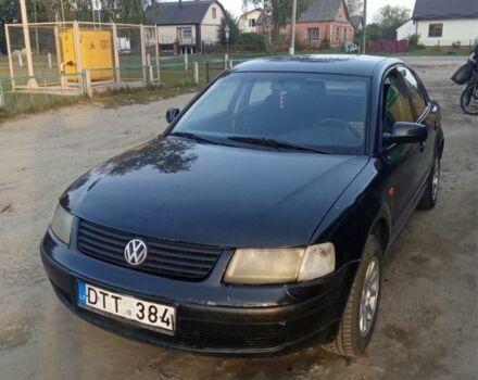 Черный Фольксваген Пассат, объемом двигателя 1.9 л и пробегом 322 тыс. км за 1578 $, фото 2 на Automoto.ua