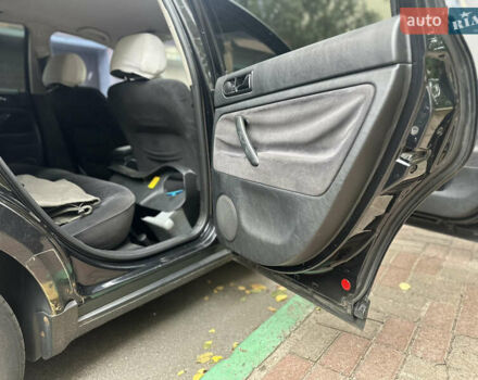 Чорний Фольксваген Пассат, об'ємом двигуна 1.6 л та пробігом 424 тис. км за 3300 $, фото 16 на Automoto.ua