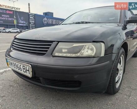 Чорний Фольксваген Пассат, об'ємом двигуна 1.8 л та пробігом 140 тис. км за 3500 $, фото 10 на Automoto.ua