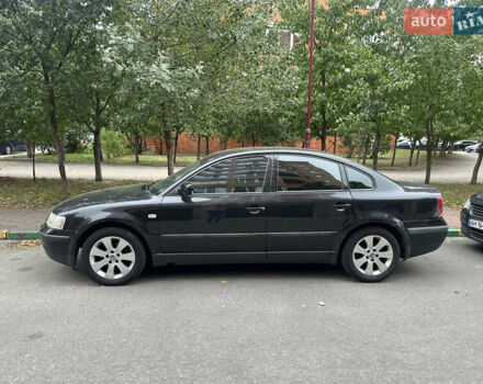 Чорний Фольксваген Пассат, об'ємом двигуна 1.6 л та пробігом 424 тис. км за 3300 $, фото 2 на Automoto.ua