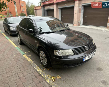 Чорний Фольксваген Пассат, об'ємом двигуна 1.6 л та пробігом 424 тис. км за 3300 $, фото 10 на Automoto.ua