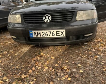 Чорний Фольксваген Пассат, об'ємом двигуна 1.8 л та пробігом 316 тис. км за 3800 $, фото 1 на Automoto.ua