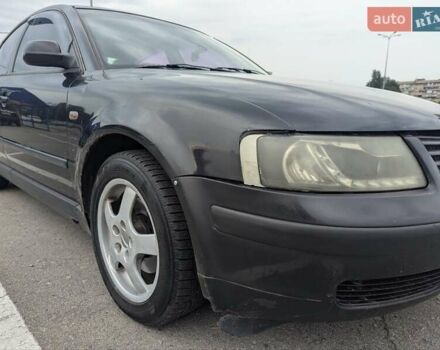 Чорний Фольксваген Пассат, об'ємом двигуна 1.8 л та пробігом 140 тис. км за 3500 $, фото 11 на Automoto.ua