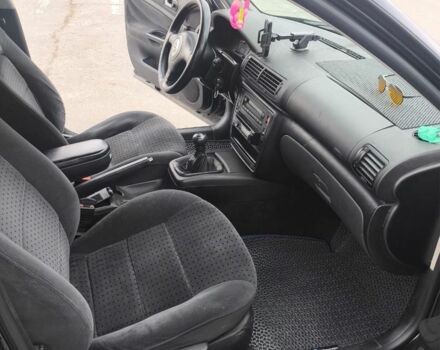 Черный Фольксваген Пассат, объемом двигателя 1.8 л и пробегом 435 тыс. км за 4300 $, фото 13 на Automoto.ua