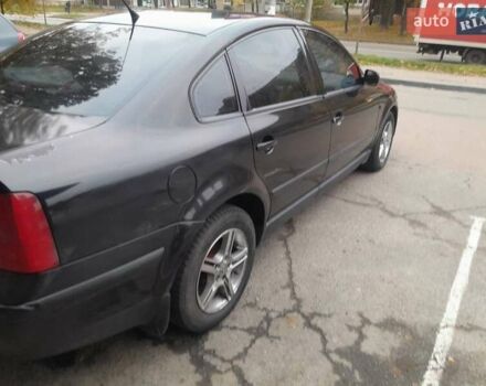 Черный Фольксваген Пассат, объемом двигателя 1.78 л и пробегом 378 тыс. км за 3600 $, фото 1 на Automoto.ua