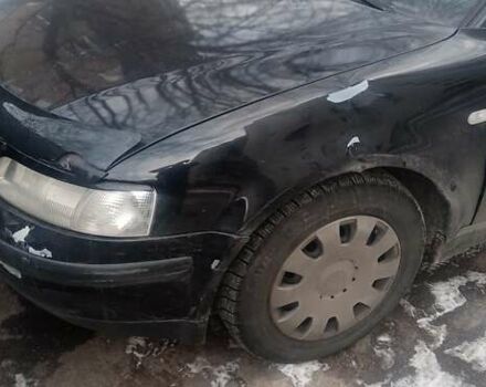 Черный Фольксваген Пассат, объемом двигателя 1.8 л и пробегом 340 тыс. км за 3000 $, фото 12 на Automoto.ua
