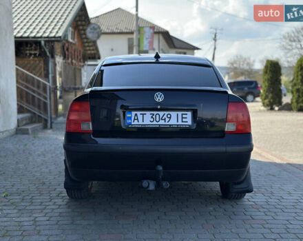 Черный Фольксваген Пассат, объемом двигателя 1.6 л и пробегом 249 тыс. км за 5100 $, фото 4 на Automoto.ua