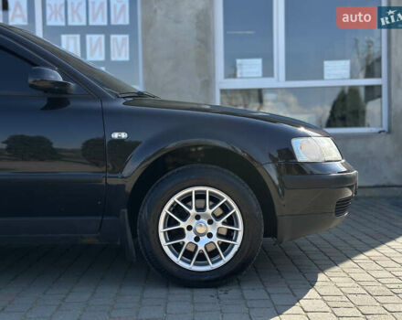 Черный Фольксваген Пассат, объемом двигателя 1.6 л и пробегом 249 тыс. км за 5100 $, фото 23 на Automoto.ua