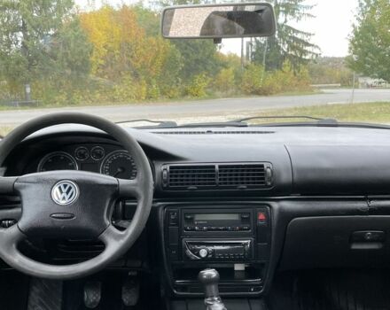 Черный Фольксваген Пассат, объемом двигателя 1.9 л и пробегом 400 тыс. км за 2850 $, фото 7 на Automoto.ua