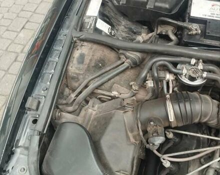 Чорний Фольксваген Пассат, об'ємом двигуна 2.5 л та пробігом 323 тис. км за 2100 $, фото 2 на Automoto.ua