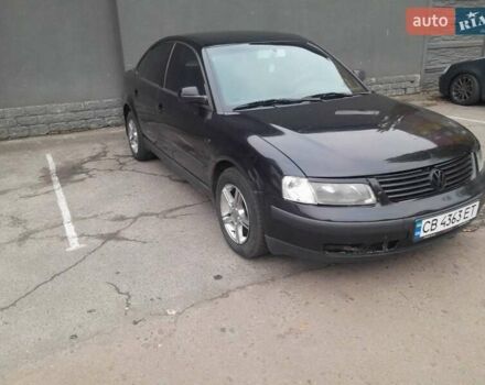 Черный Фольксваген Пассат, объемом двигателя 1.78 л и пробегом 378 тыс. км за 3600 $, фото 7 на Automoto.ua