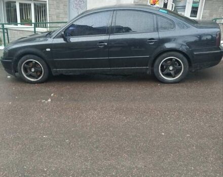 Чорний Фольксваген Пассат, об'ємом двигуна 2.5 л та пробігом 323 тис. км за 2100 $, фото 14 на Automoto.ua